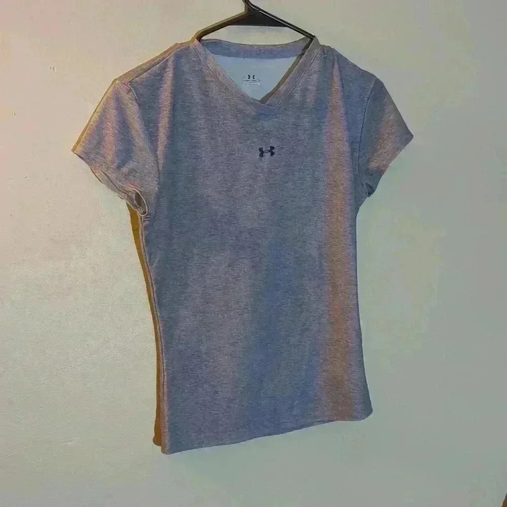 Under Armour shirt, gray, medium - Picture 2 of 7